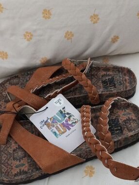 Muk Luks Braided Strap Sandals - Brown